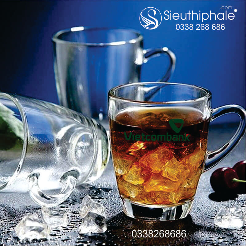 Bộ cốc thủy tinh in logo theo yêu cầu của hãng thủy tinh Ocean nhập khẩu tại Thái Lan, với chất lượng thủy tinh cao cấp, trong suốt như pha lê, chịu nhiệt tốt, rất bềm ử nhiệt độ cao , sử dụng tốt trong lò vi sóng, tủ lạnh và máy rửa chén bát
