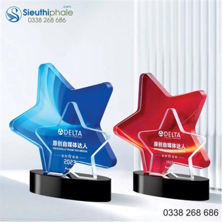 Kỷ niệm chương pha lê giá tại xưởng